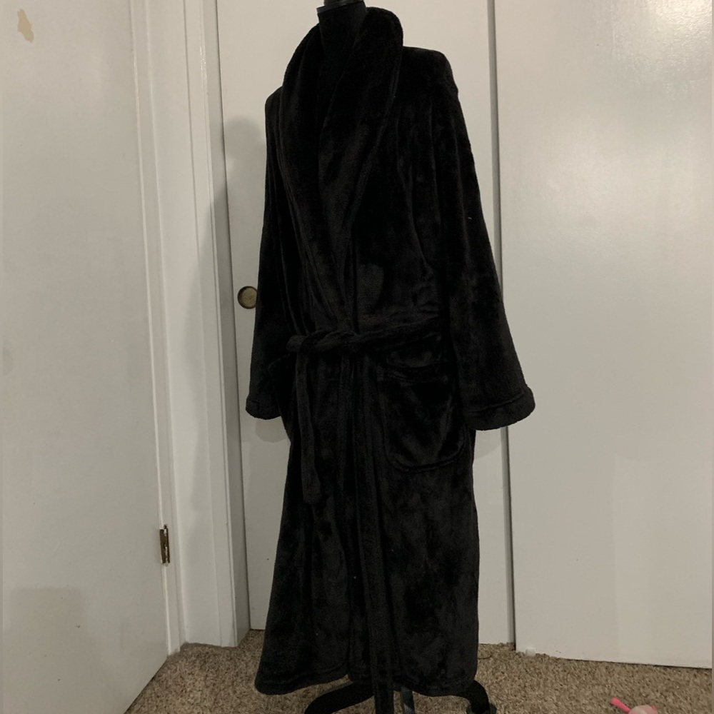 Never worn robe